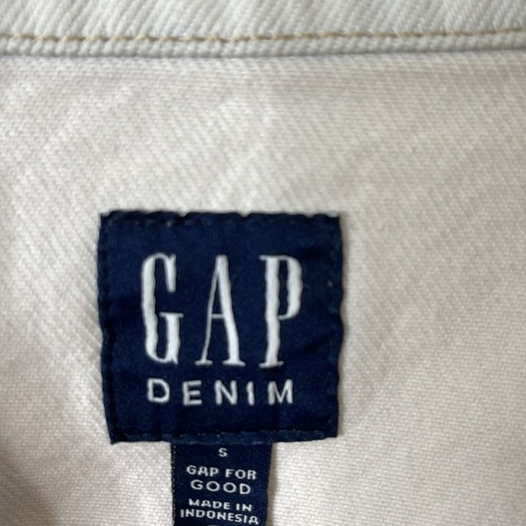 Gap Icon Cropped Denim Jacket in white Bleach size Small - Picture 3 of 4